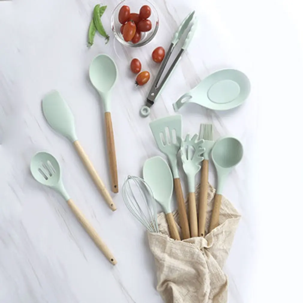 

Creative Kitchen Silicone Wooden Handle Tools Silicone Kitchen Mat Whisk Shovel Spatula Soup Spoon Set