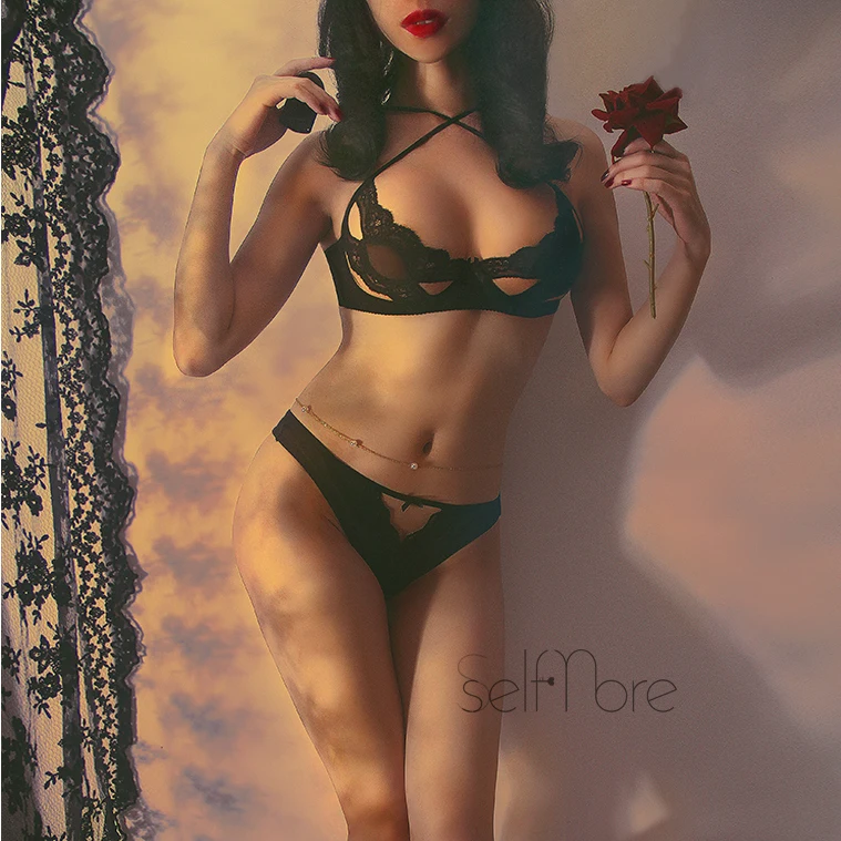 Ультра тонкий кружевной полая крестообразная бюстгальтер набор трусиков