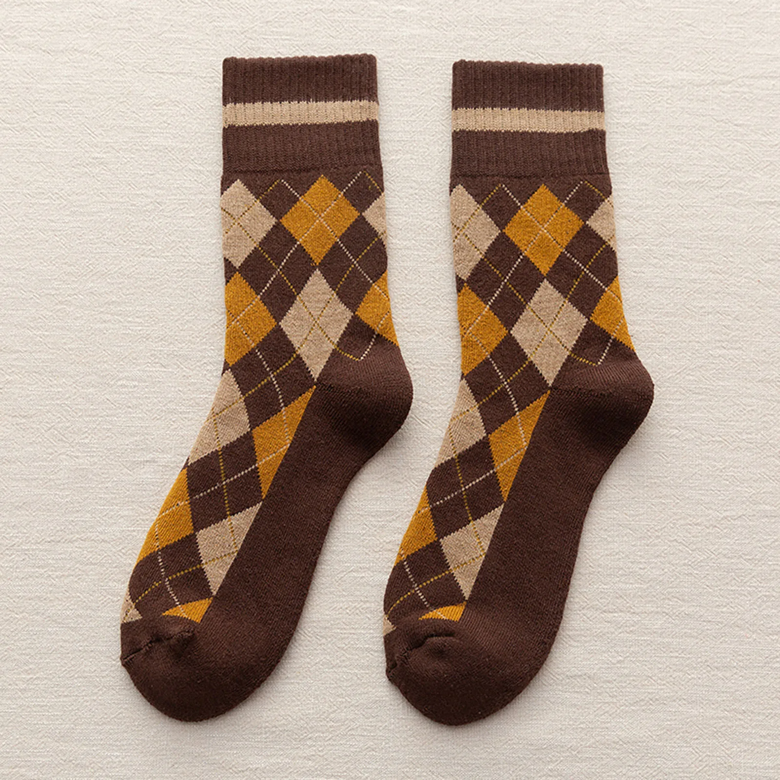 

Winter Casual Men Casual Socks Vintage Diamond Lattice Pattern Terry Cotton Short Socks Middle Tube Striped Winter Warm Socks
