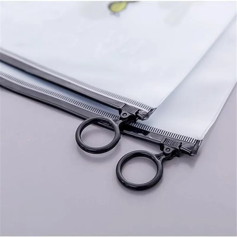 

Plastic PVC Waterproof Multifunction Mini Swimming Bag For Gadget Storage Bag Phone Care Phone Container Swimming Bag