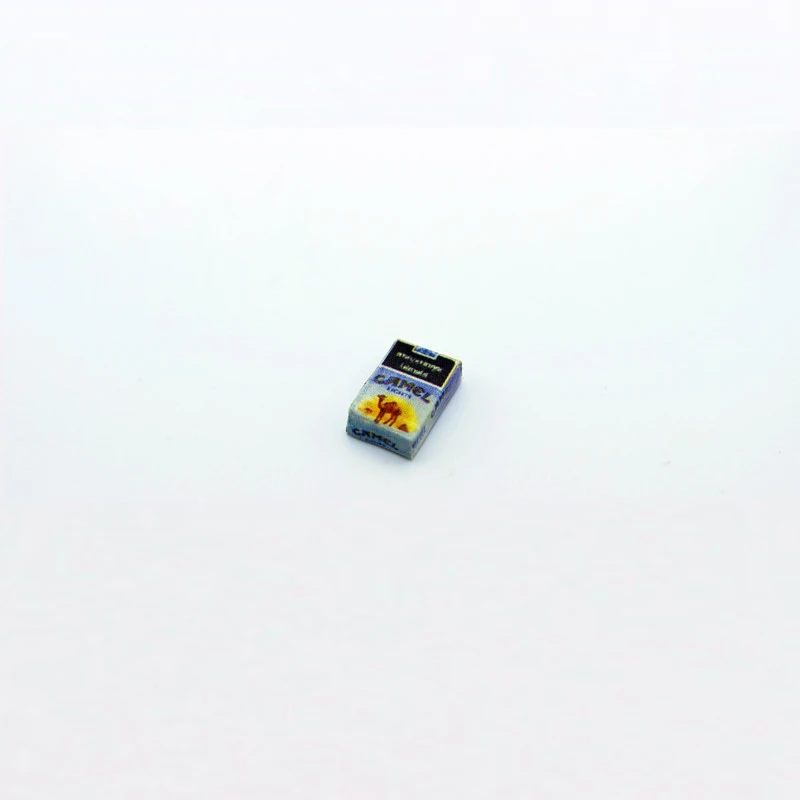 1/12 Dollhouse Miniature Accessories Mini Cigarette Case Simulation box Model Toys for Doll House Decoration Pretend Play |
