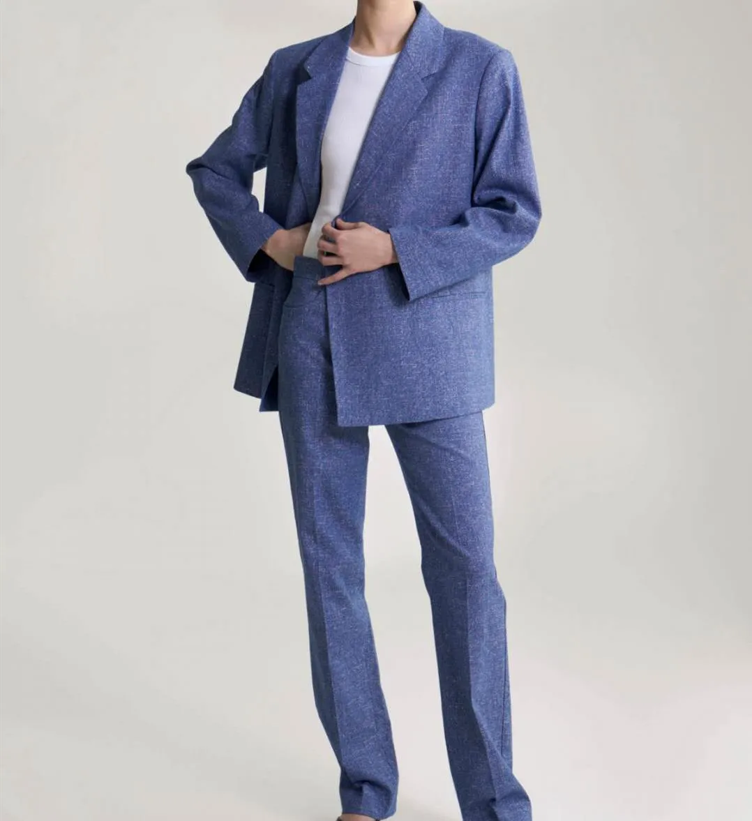 Двубортный блейзер с отложным воротником и V-образным вырезом | Женская одежда