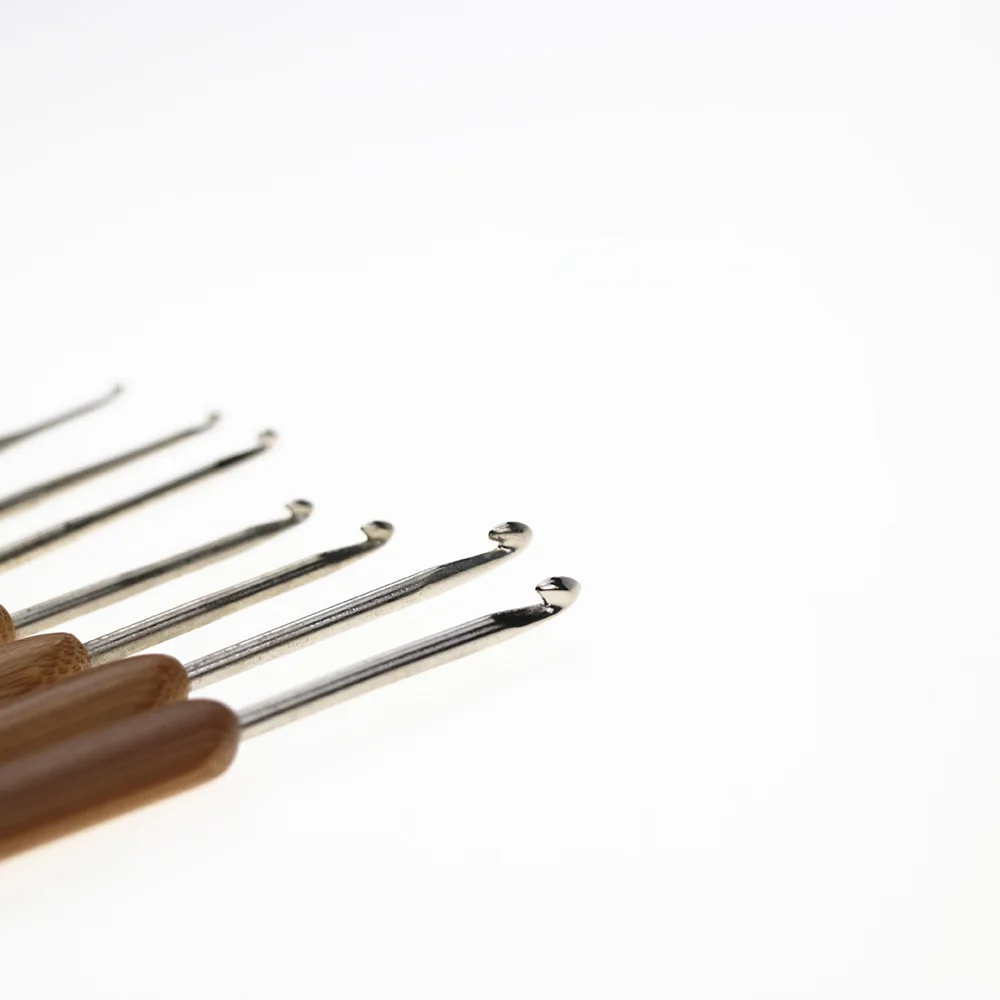 2019 игл для вязания крючком Бамбуковая ручка 1 шт. крючок женщин 25 мм 3 вязание