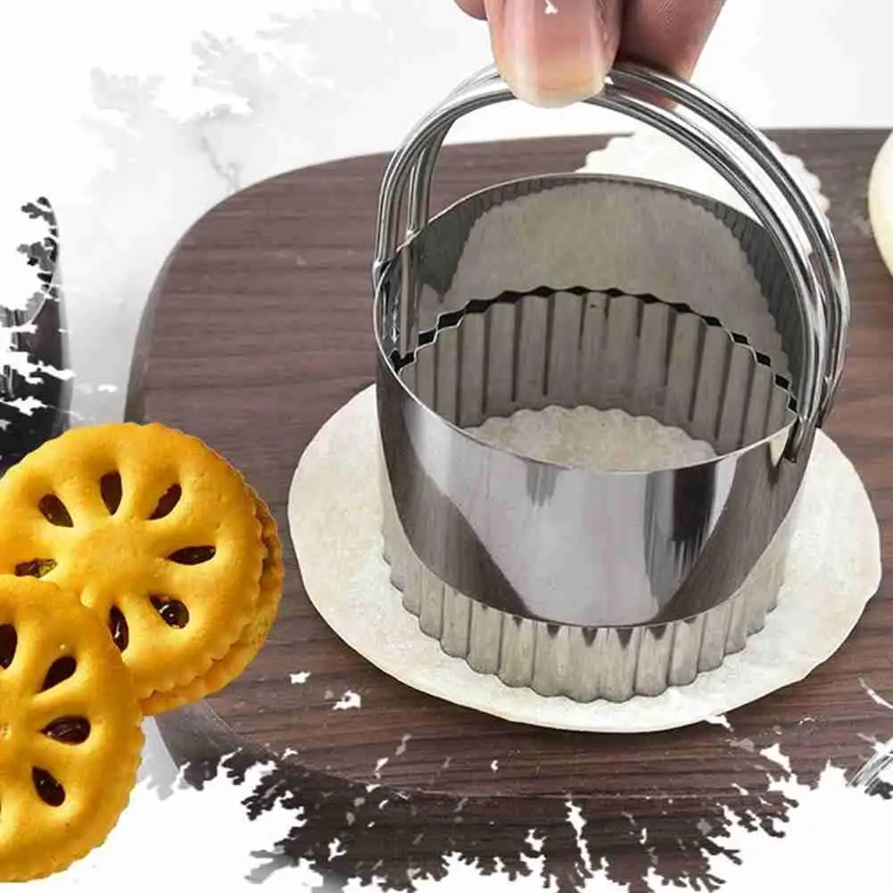 

Cake Biscuit Molds Multiple Specifications Cookie Kitchen Baking Dough Cutting Tools with Handle Home Baking Supplies
