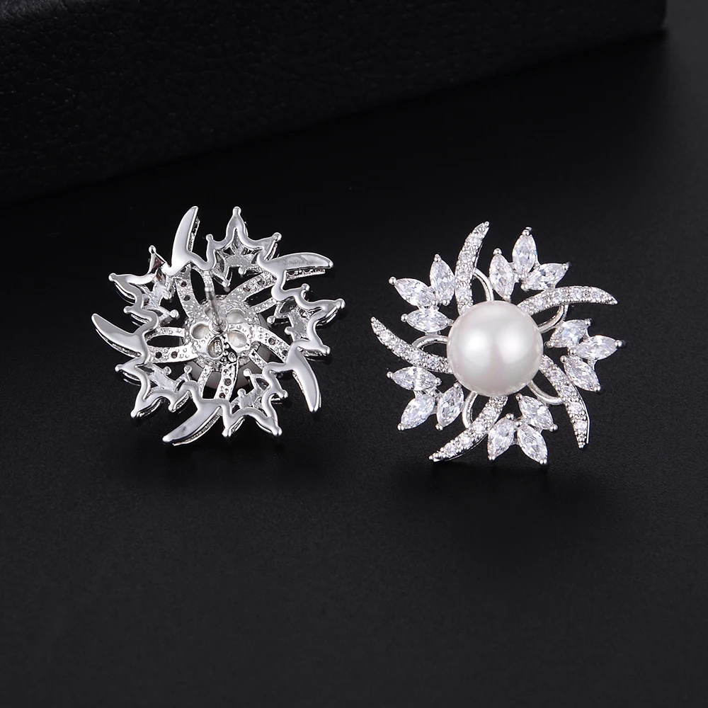 

LARRAURI Trendy Flower Stud Earrings Luxury Cubic Zirconia Pearl Earrings For Women Bridal Engagement Fashion Jewelry 2019