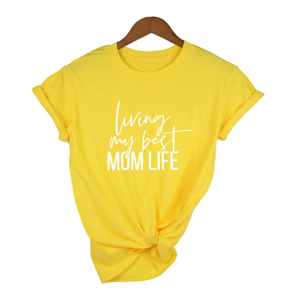 

Living My Best Mom Life Mommy Graphic Tee Women Fashion Aesthetic Grunge Street Style Mother Gift Quote Vintage Tee C7KA