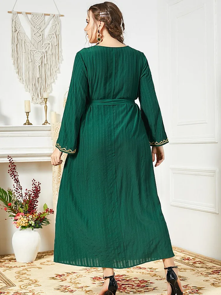 

YDWHQZH Women Clothing Dress Plus Size 2021 New High Quality Style Fashion Green Casual Gold Embroidery V Neck Long Dress