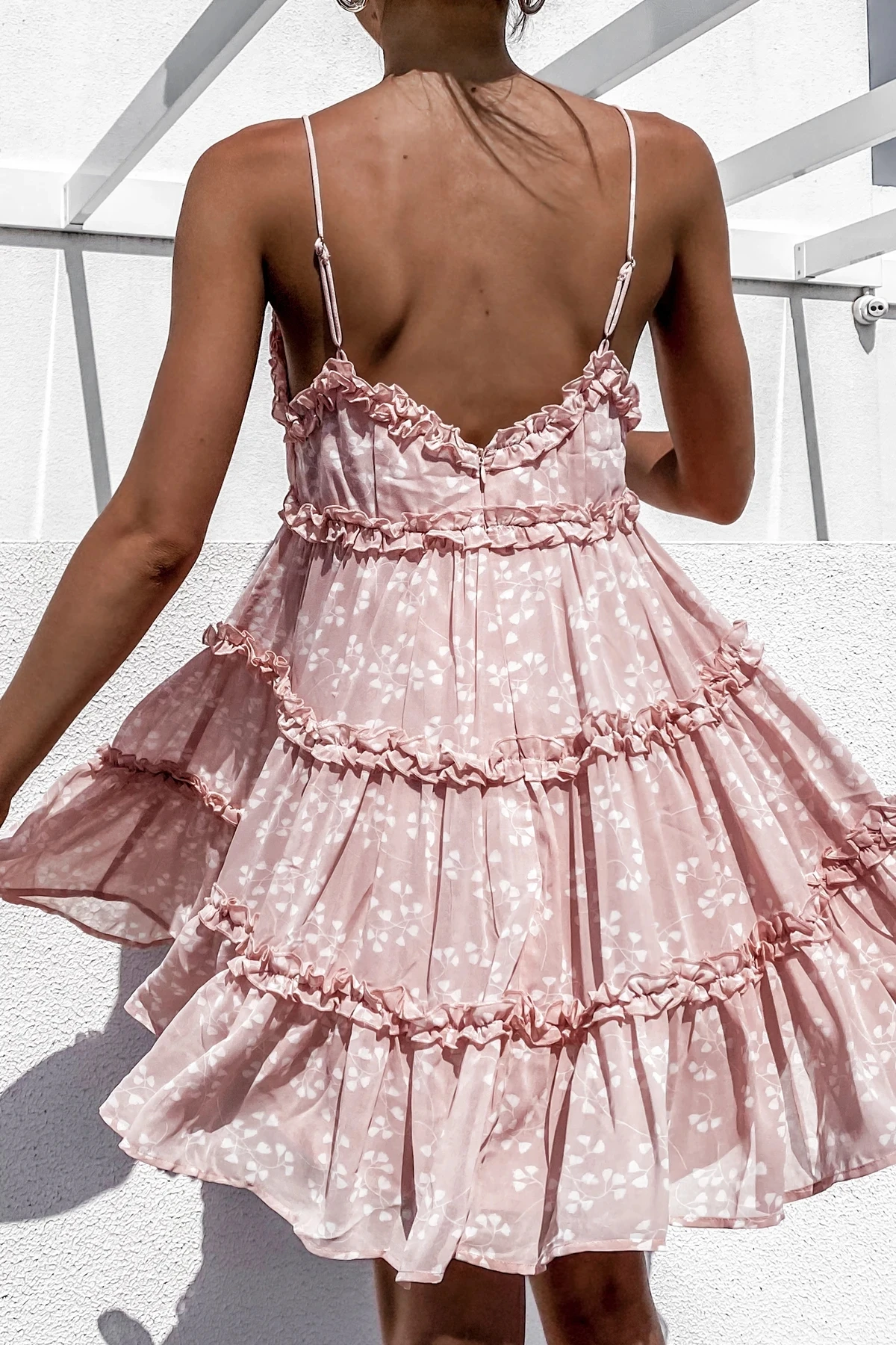 

Sweet Women Summer Floral Mini Dress Spaghetti Strap Lace Frill Sundress Flared Ruffled Swing Dress A-Line for Lady Dress