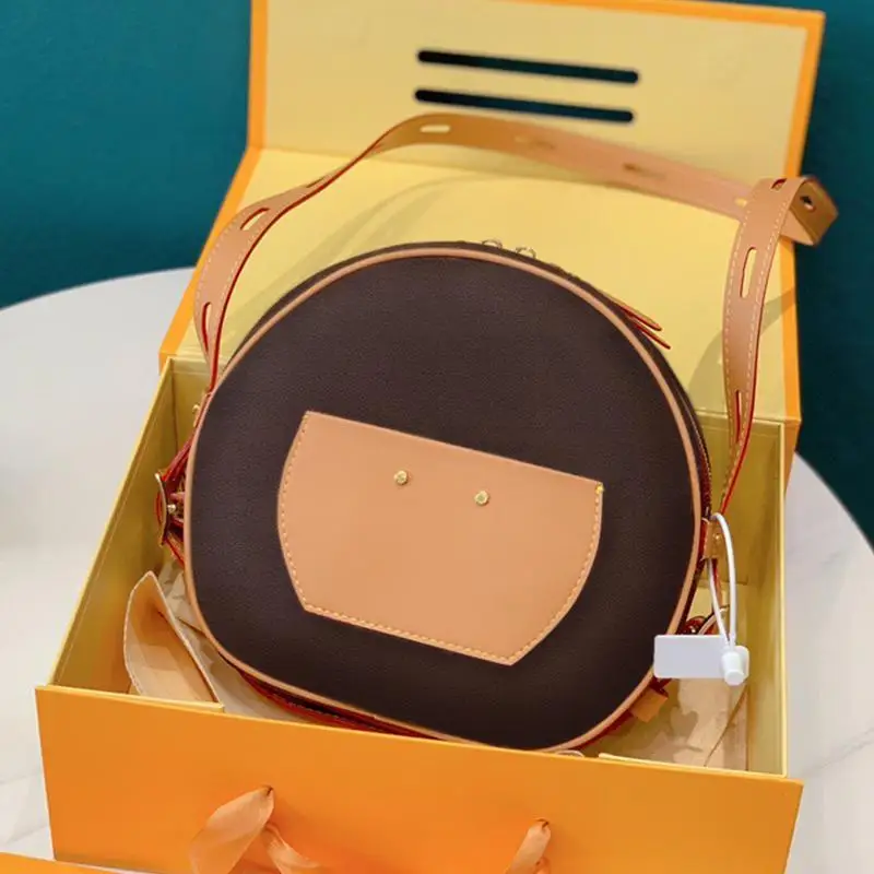 

2020 hot sale classic trend ladies shoulder bag fashion messenger bag high quality printing portable wallet gift box packaging