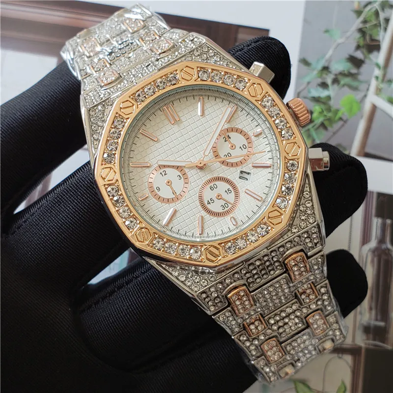 

Fashionable young men's high grade business wristwatch waterproof wristwatch high grade wristwatch