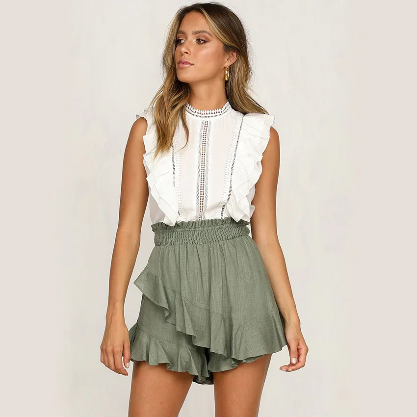 

The new high waist loose flounce shorts go with everything in summer