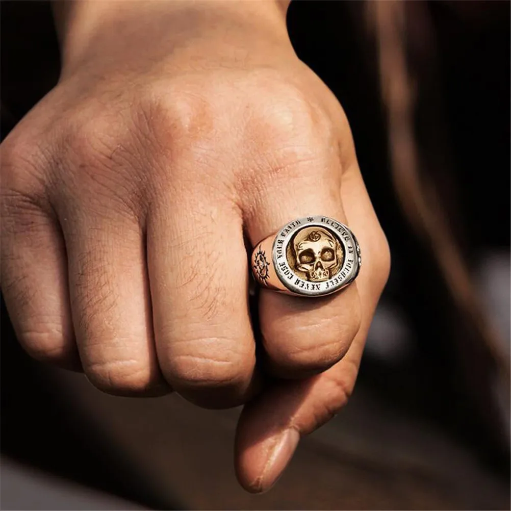 

Retro Domineering Fashion Two-color Skull Punk Rock Hip Hop Trend Ring Men's Trend Birthday Holiday Gift Party Jewelry Wholesale