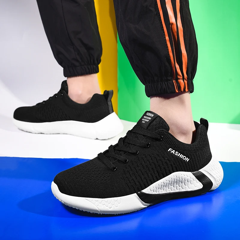 Мягкие мужские кроссовки на толстой подошве Нескользящие дышащие спортивные