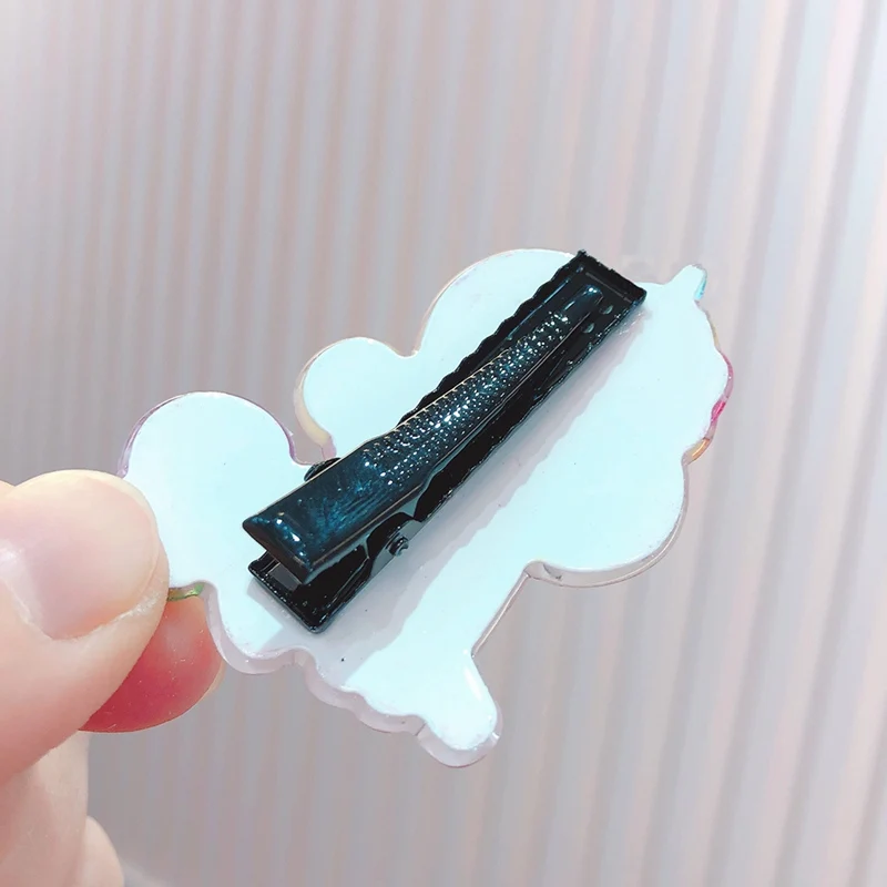 

1Pcs Acrylic Clamp Unicorn Horse Hair Clips Lovely Animal Cartoon Hairpins Girls Hair Barrette Headwear Children Style random!!!