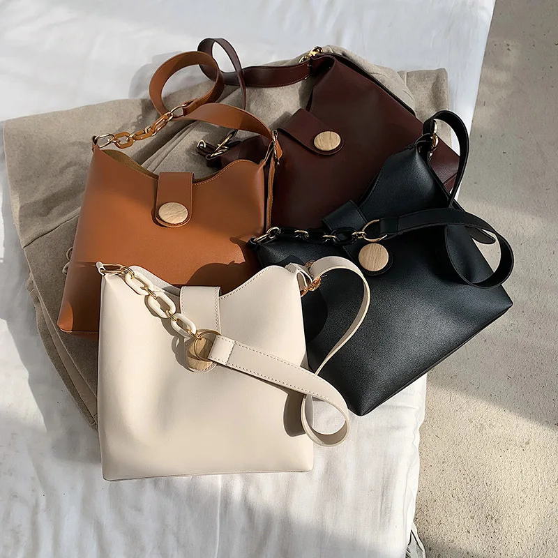 

2021 fashion designer messenger bag women's simple style handbag girls shoulder bag retro slung handbags