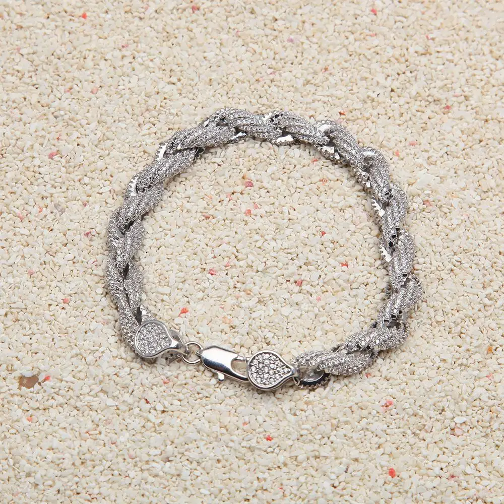 

Hip Hop New Ice Crystal Cubic Zircon Twisted Rope Chain Jewelry Micro Inlay Zirconium Men Trend Exquisite Wild Bracelet Gift