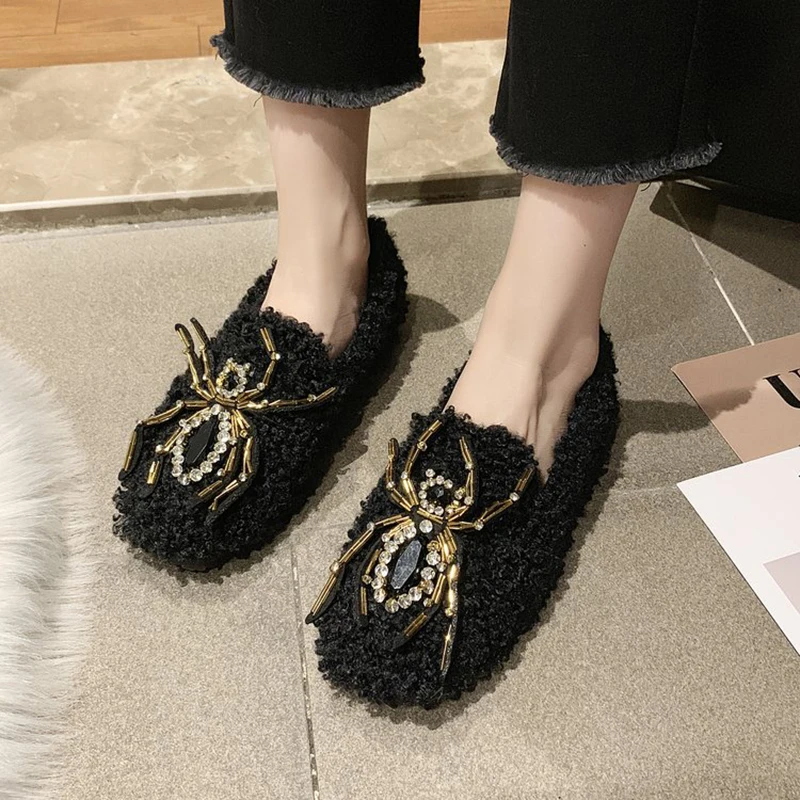 Женские дизайнерские туфли на искусственном меху стразы с металлическим