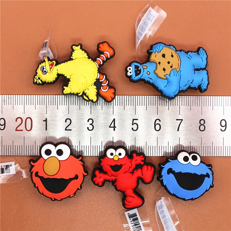 High imitation 1pcs Cartoon PVC Shoe Charms Sesame Street Shoe Accessories Shoe Buckle Decorations fit Croc JIBZ Kids X-mas Gift