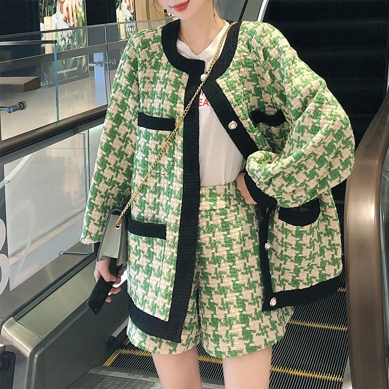 Женское шерстяное пальто с рукавами фонариками клетчатое твидовое в Корейском