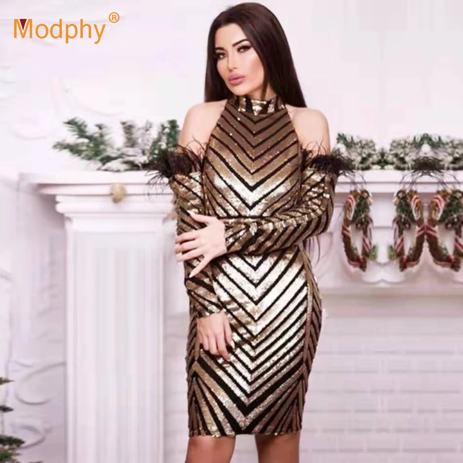 Женское платье с перьями золотистое блестками и длинным рукавом Клубное