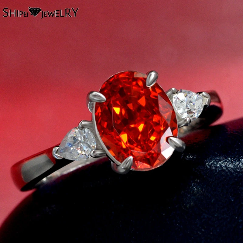 

Серебряное кольцо с муассанитом, 7*9 мм