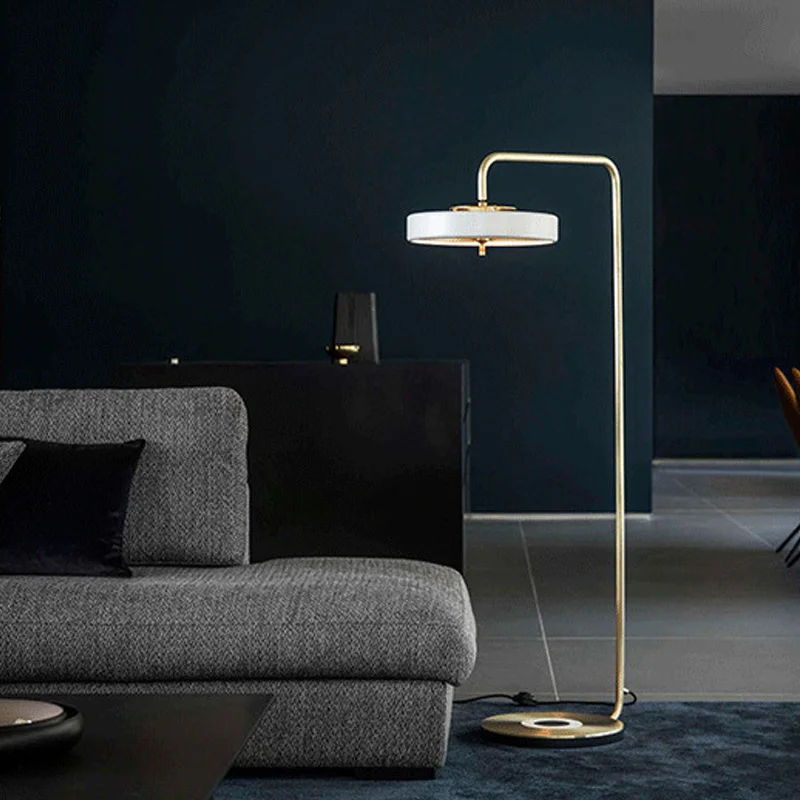 Минималистичный светодиодный напольный светильник черный/белый/синий абажур