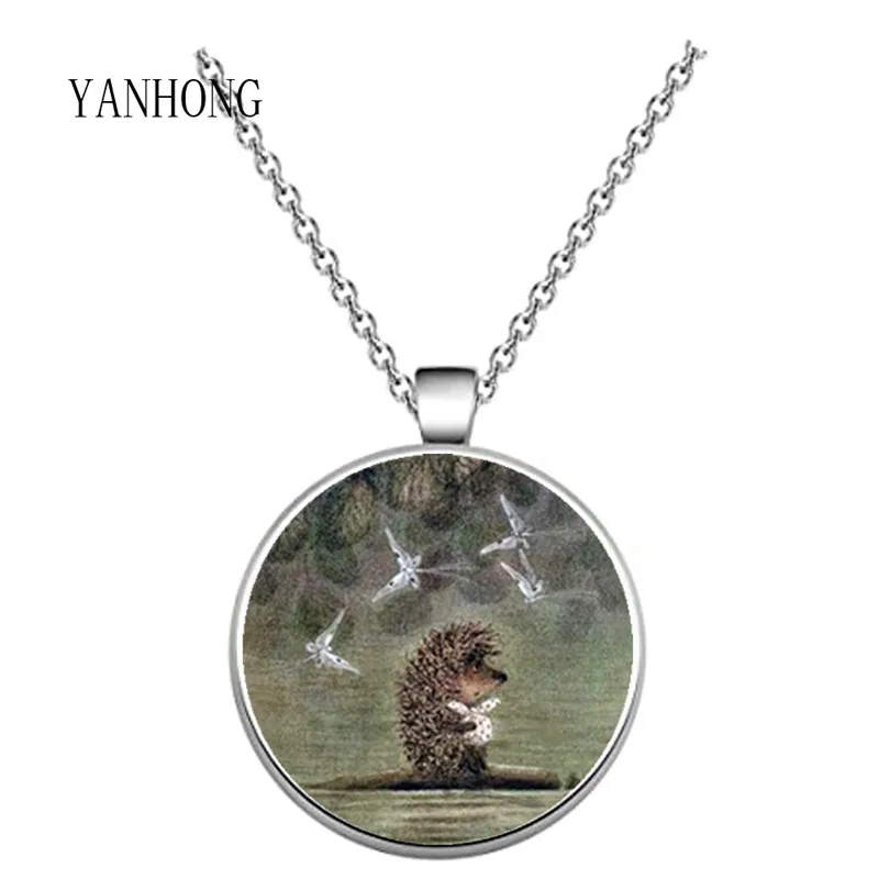 

2020 Fashion jewelry 60cm-6cm Girl Necklace Pendant fog hedgehog glass dome 25mm pendant friend birthday
