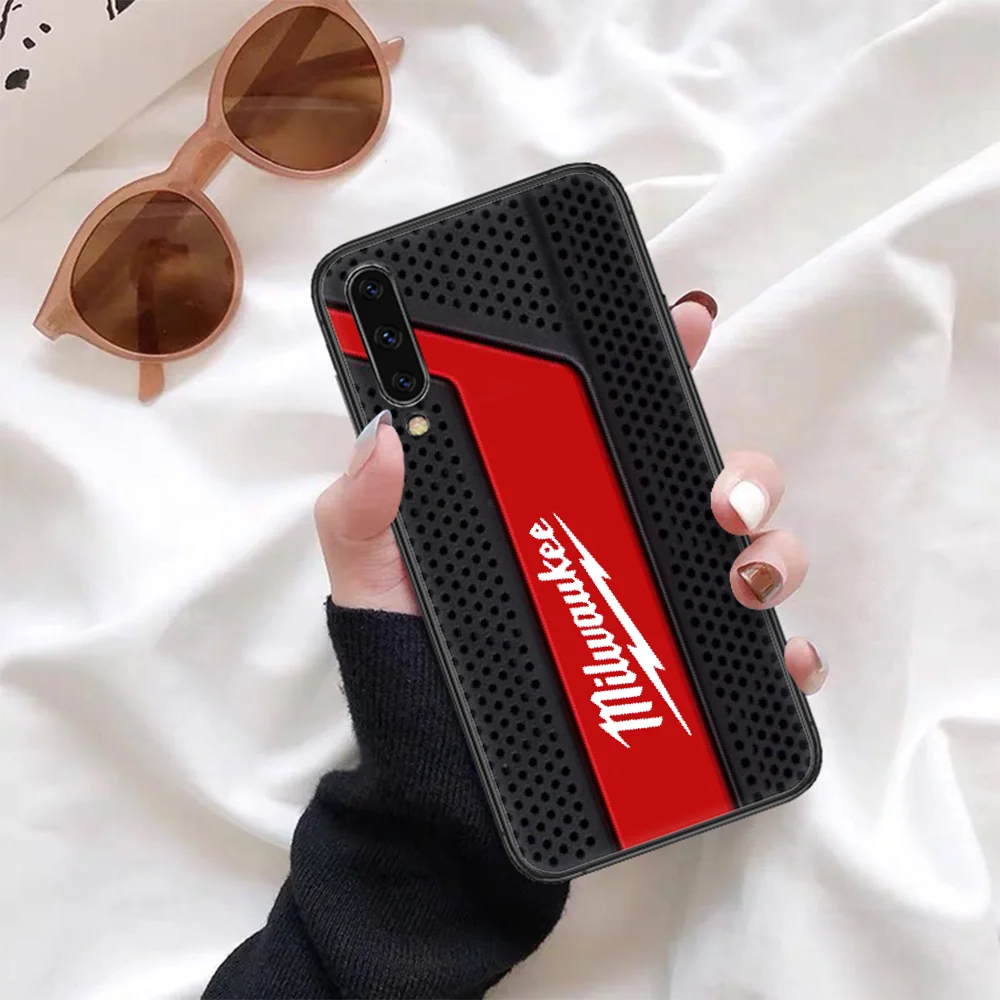 

Milwaukees Phone Case For Samsung Galaxy A 3 5 7 8 10 20 20E 21S 30 30S 40 50 51 70 71 black Bumper Pretty Waterproof Fashion