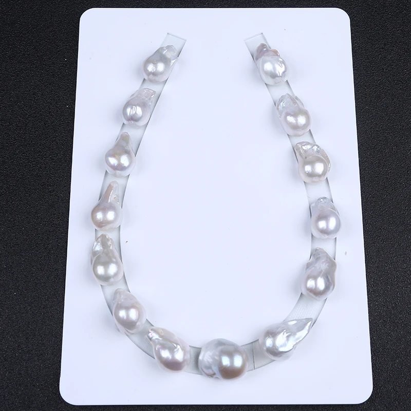 Ожерелье и серьги с большим жемчугом в стиле барокко, 16-18 мм