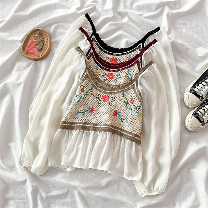 

2021 New Sexy Retro Floral Embroidery Crop Top Women Crochet Boho Beach Blouse Chiffon Tops Ruffle Hem Knitted Shirts