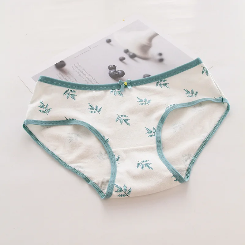 

New 4pcs Teenage Forest Underpants Young Girl Briefs Green Comfortable Cotton Panties Kids Underwear 1311