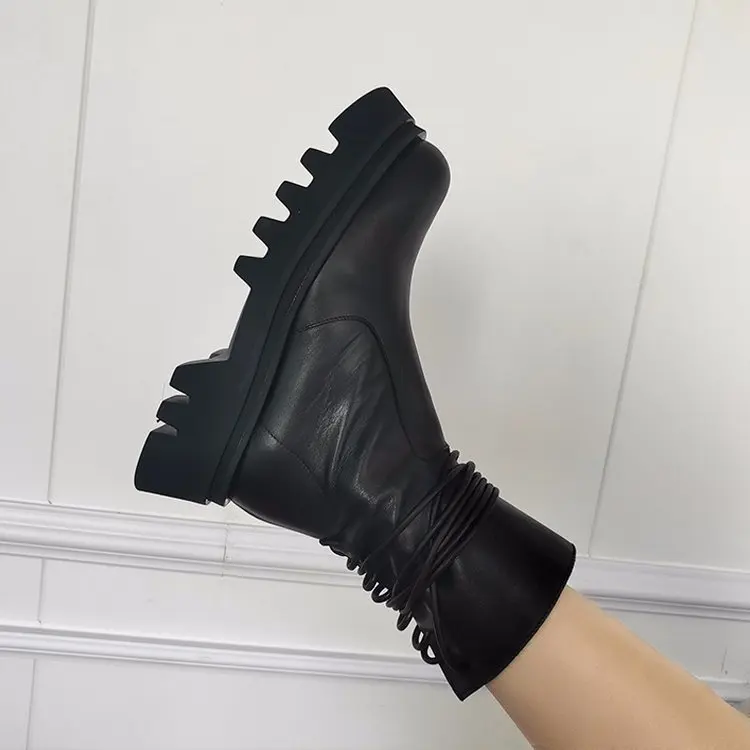 

new zipper short boots, British style boots fall 2020 side women's handsome, thick soled Black Mid boot fashion