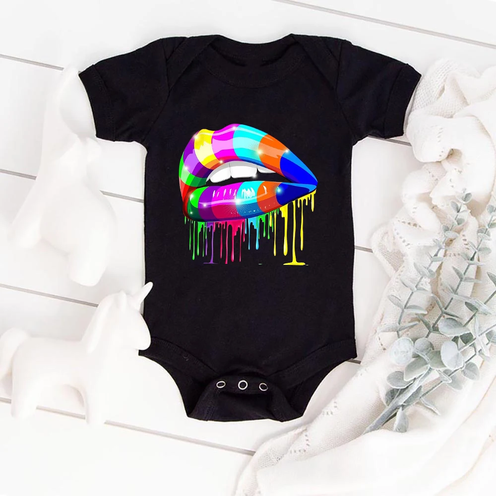

Personalized Lips Print Baby Rompers Fashion Edgy 2022 Newborn Infant Clothes Short Sleeve Black Streetwear Toddler Jumpsuits