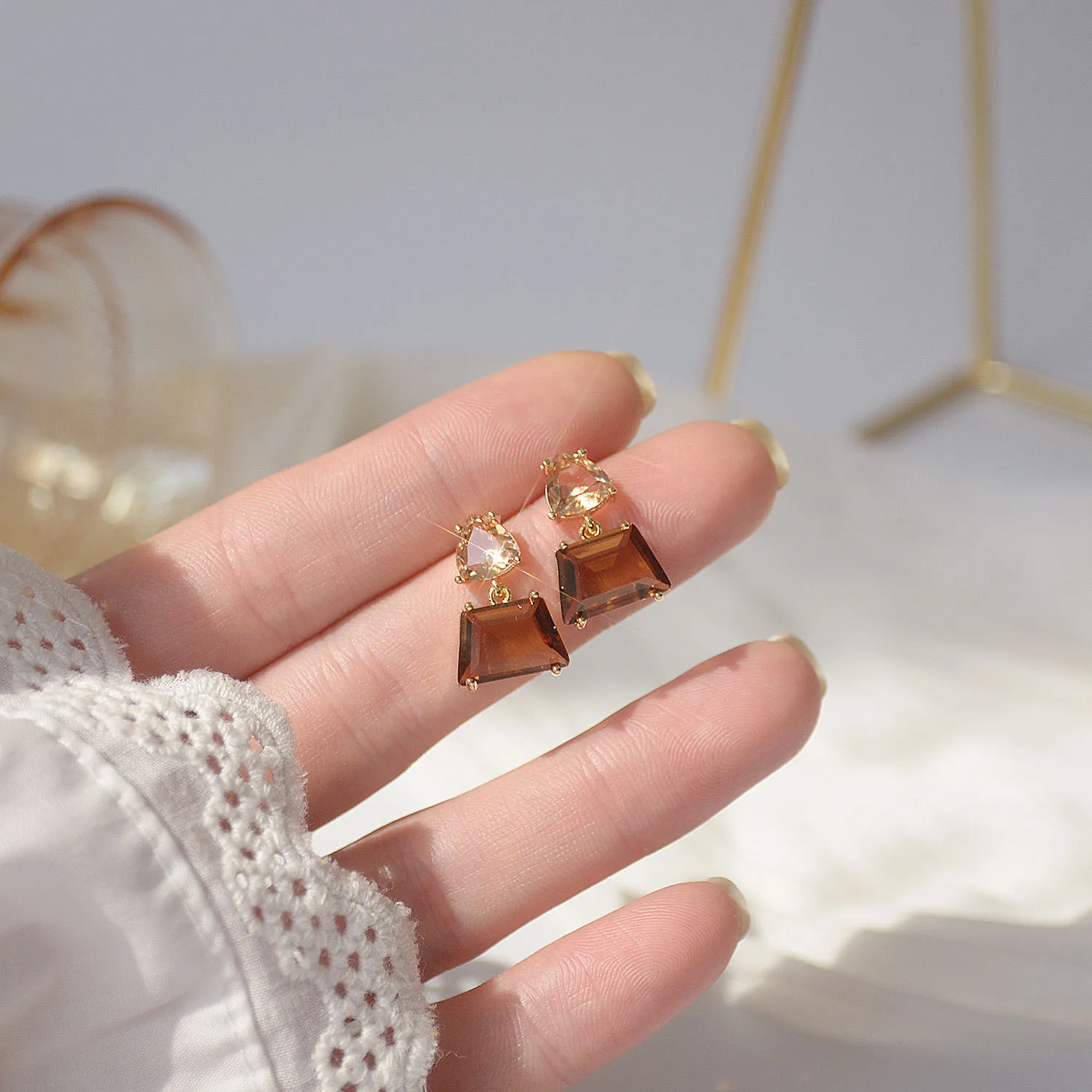 

Fashion Luxury Crystal Square Gold Drop Earrings For Woman 2021 Statement Geometric Party Cute Earrings Pendant Jewelry Gifts