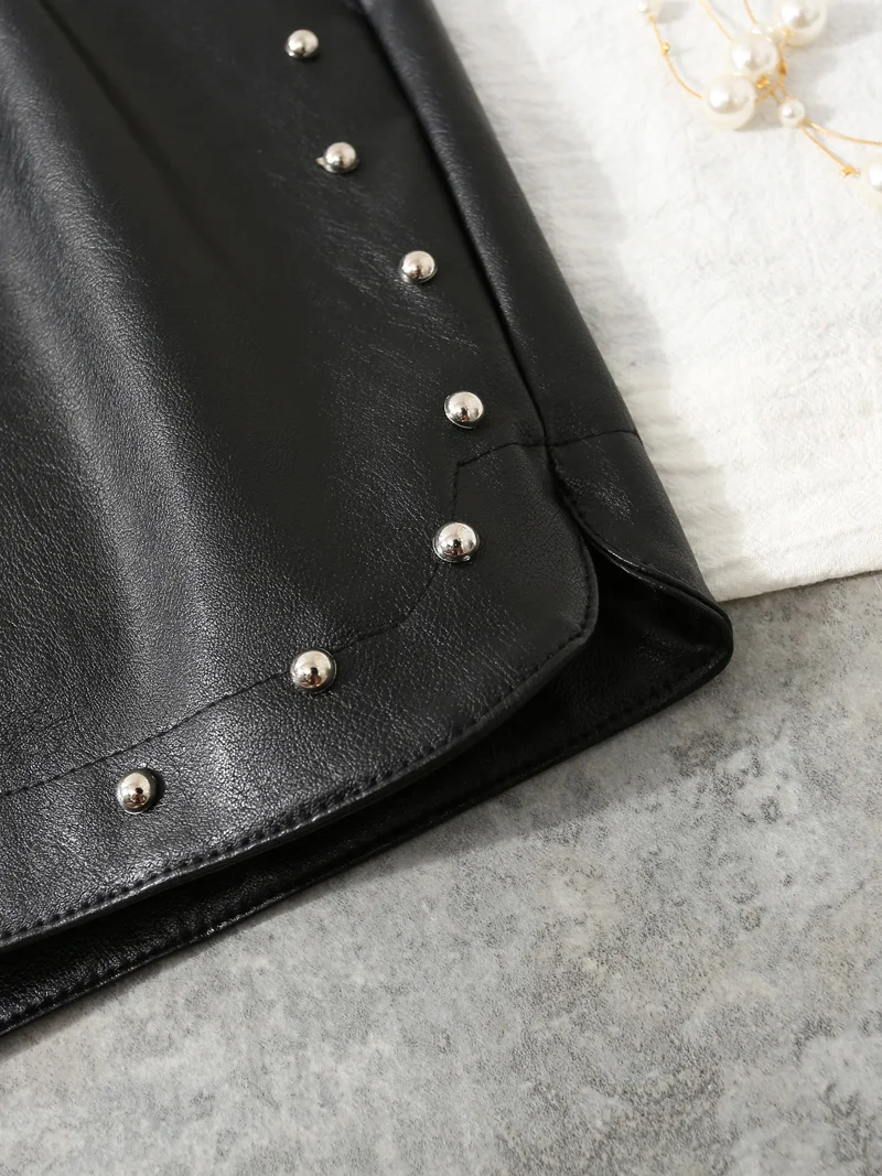 

New Rock Rivet High Waist Faux Leather Shorts Women Casual Loose Ladies Fashion Elastic Waist Wide Leg Short Trousers Female