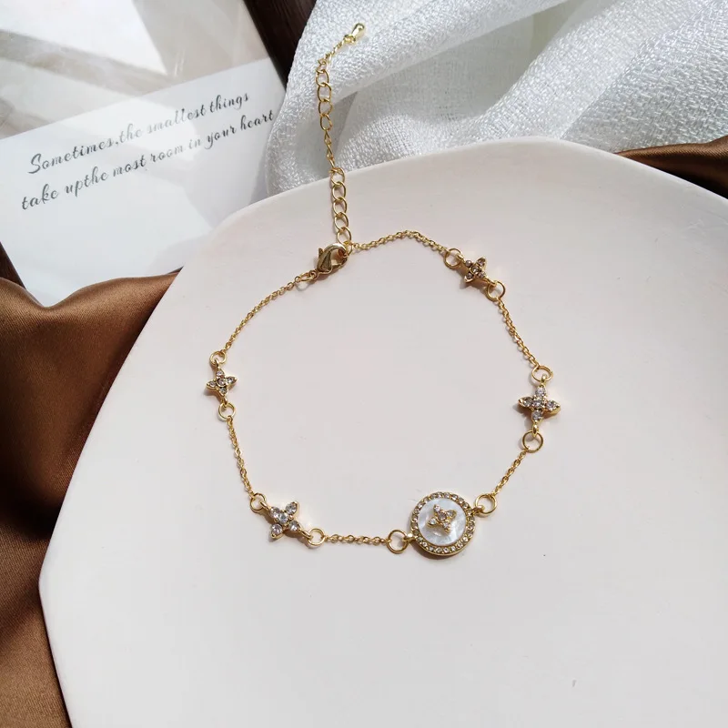 

Kpop New Zircon Star Chain Bracelet Simple Temperament Gold Color Bracelets For Women Fine Party Jewelry Gift to Girlfriend 2021