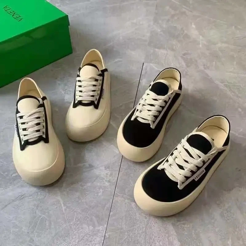 

Women Platform White Low-top Canvas Shoes Summer Breathable Casual Lace-up Ladies Vulcanized Shoes Outdoor Fashion Flat Sneakers