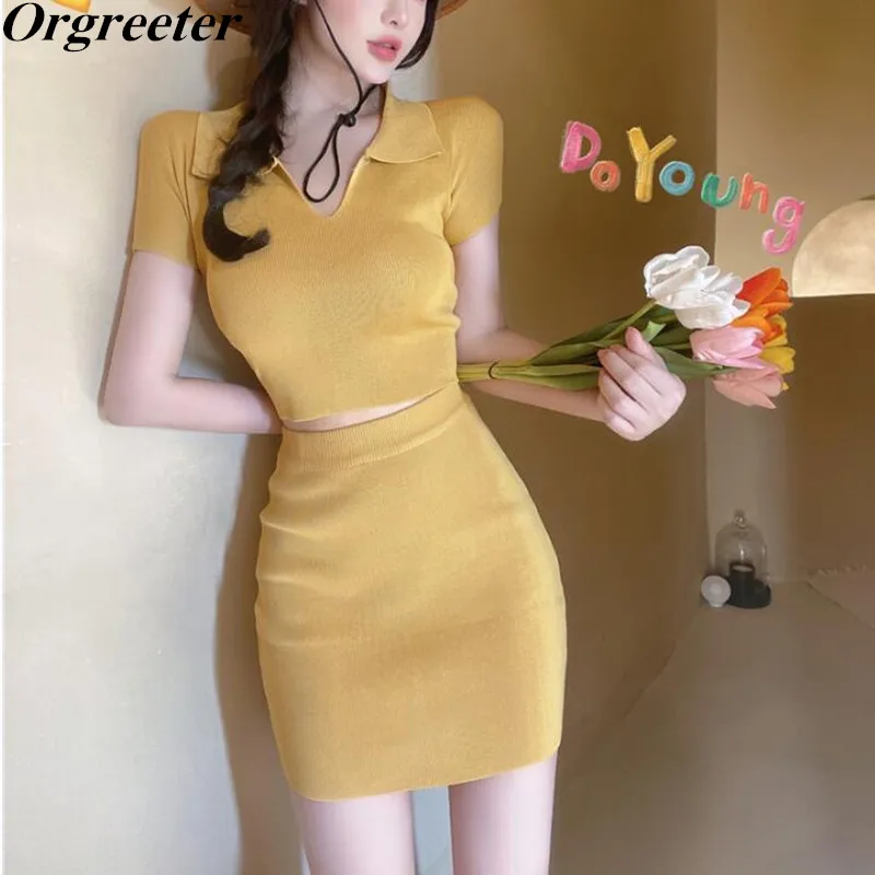 

Женский комплект из двух предметов, однотонная Трикотажная футболка с воротником с лацканами и юбка с высокой талией, соблазнительная обле...