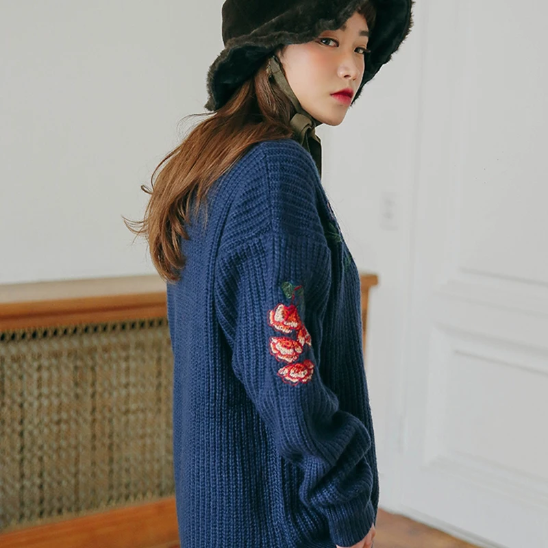 

retro floral print embroidery all-match sweater termperament mild knitted striped pullovers fashion chic streetwear winter new