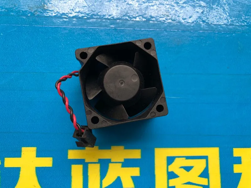 Абсолютно Новый Xinrui 4028 4 см/см RD4028 12В сервер промышленный инвертор Охлаждающий