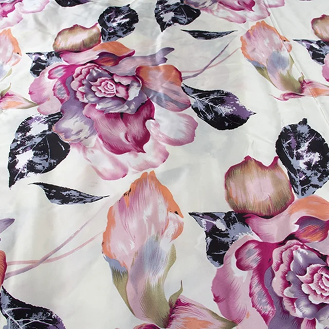 1 метр шелка. Ацетатный шелк купить. 1 метр шелка. Шелковая ткань. Шелк.