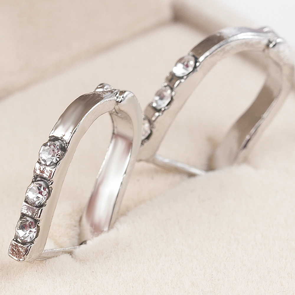 2020 модные женские туфли из натуральной кожи Стразы с украшением в виде