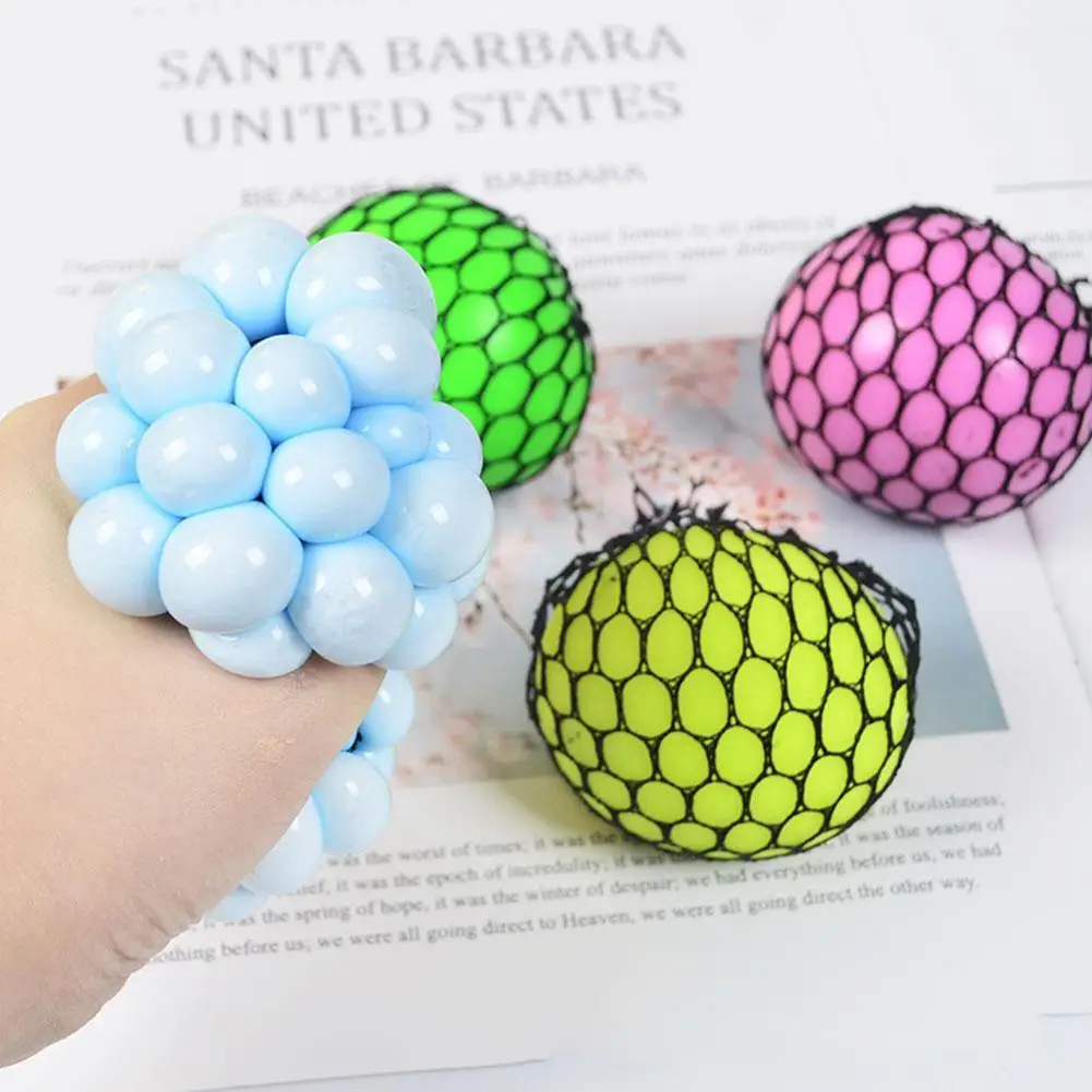 

6cm Black Net Flour Ball Pinch Music Grape Ball Flour Squeeze Vent To Relieve Pressure Children's Interesting Toys Adult Gifts