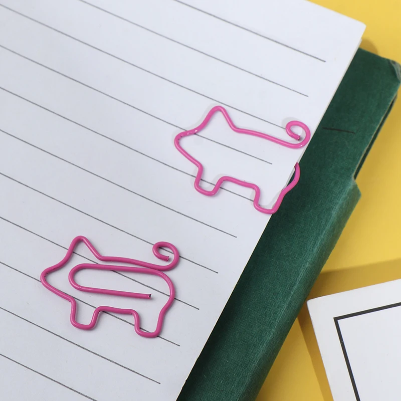 

Kids Creative Pig Bookmark Cartoon Small Cute Roll Tail Pig Soft Cute Paper Clip Office Supplies School Supplies 10Pcs