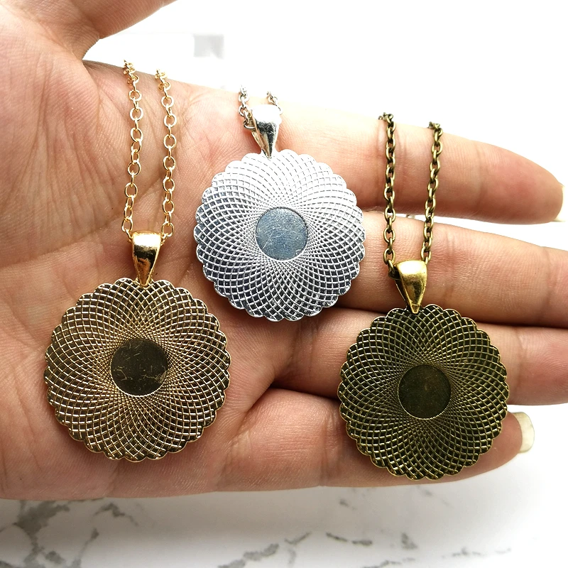 

2020 New Fashion Anime Surrounding Forest Unicorn Girl Crystal Pendant Glass Convex Round Necklace Men and Women Necklace Gift