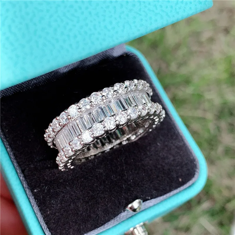 Кольцо женское из серебра 925 пробы с фианитами | Украшения и аксессуары