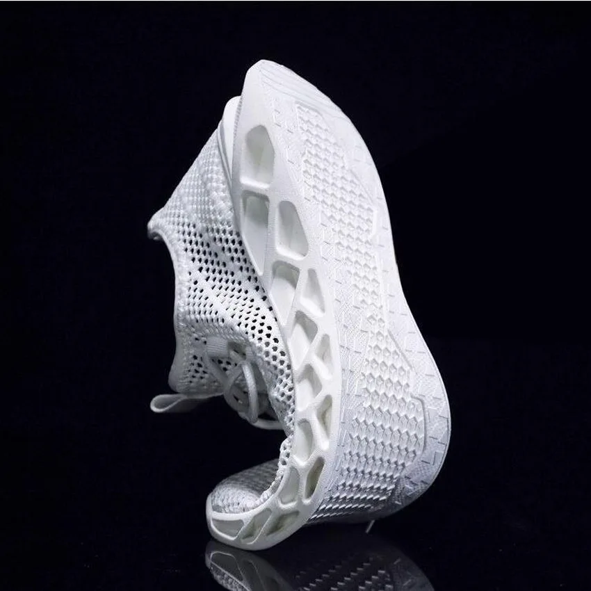 

New men's sports shoes mesh breathable soft sole student running shoes shallow mouth light casual shoes