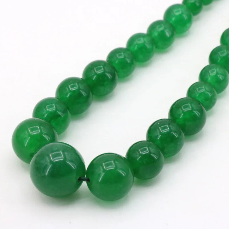 Колье из круглых бусин 6-14 мм зеленого халцедона башня на цепочке г. ручной работы