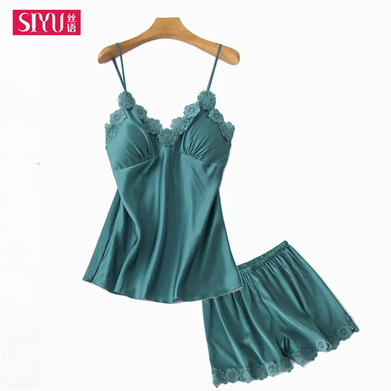 

Spring and autumn new imitation silk pajamas female flower lace sexy sling belt chest pad set cute home service