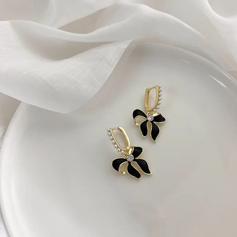 

2021 New Fashion Sweet Pearl Elegant Joker Drop Earrings Trendy Black Bowknot Temperament Women Dangle Earrings Jewelry